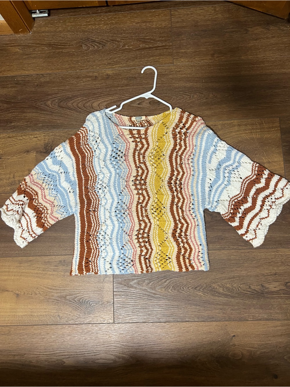 gimmicks by BKE Crochet Knit Top — Blue, Brown, Yellow, Cream